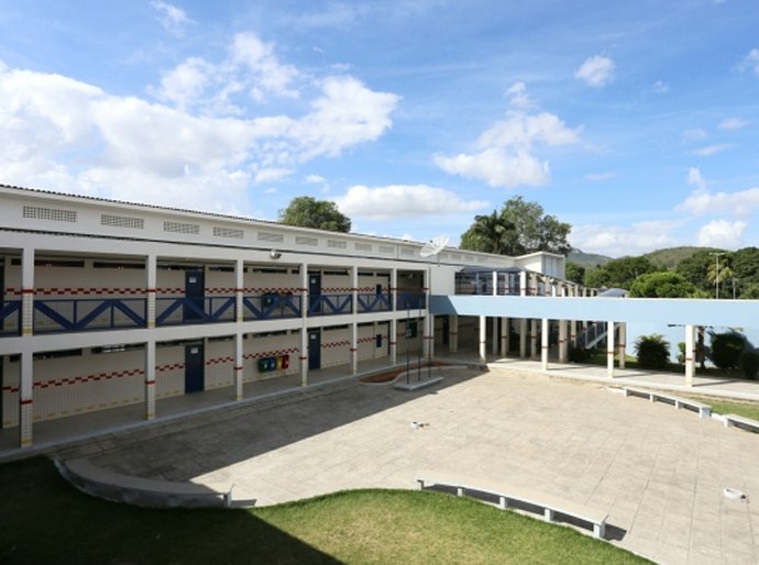 Estudantes sertanejos contam a partir de agora com ensino integral