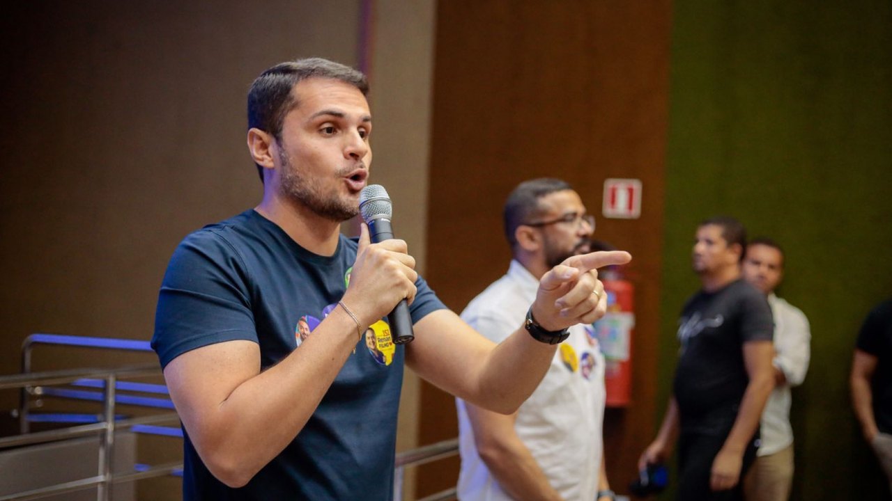Alexandre Ayres recebe apoio dos profissionais da Enfermagem alagoana