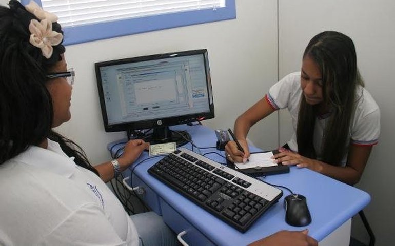 Sine Móvel disponibiliza carteira do trabalho a alunos do Pronatec