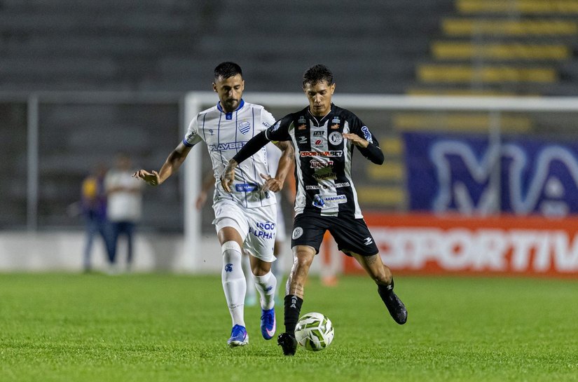 Rian Santana marca duas vezes, CSA vence ASA por 3 a 2 e conquista Copa Alagoas