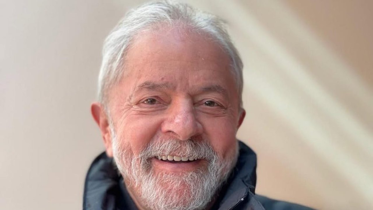 Lula cita Corinthians em discurso após vitória e brinca sobre Bolsonaro