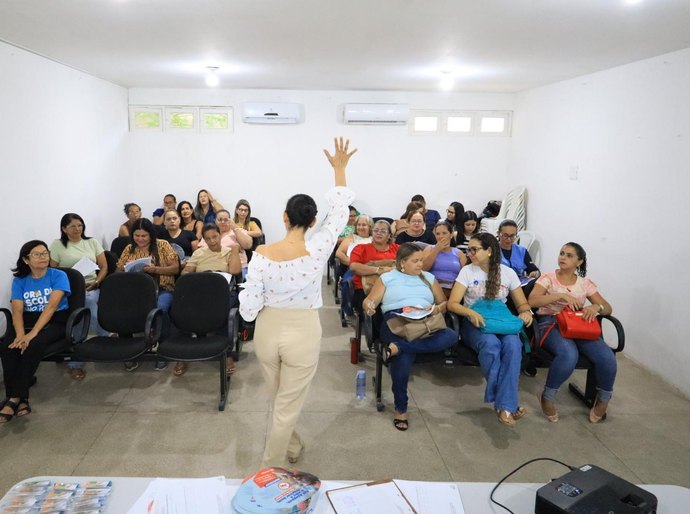 Agentes Comunitários de Palmeira são capacitados sobre Vigilância Alimentar e Nutricional