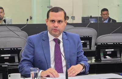 Deputado Fernando Pereira apresenta moção de aplausos na Assembleia Legislativa à procuradora Marluce Caldas pela indicação ao STJ