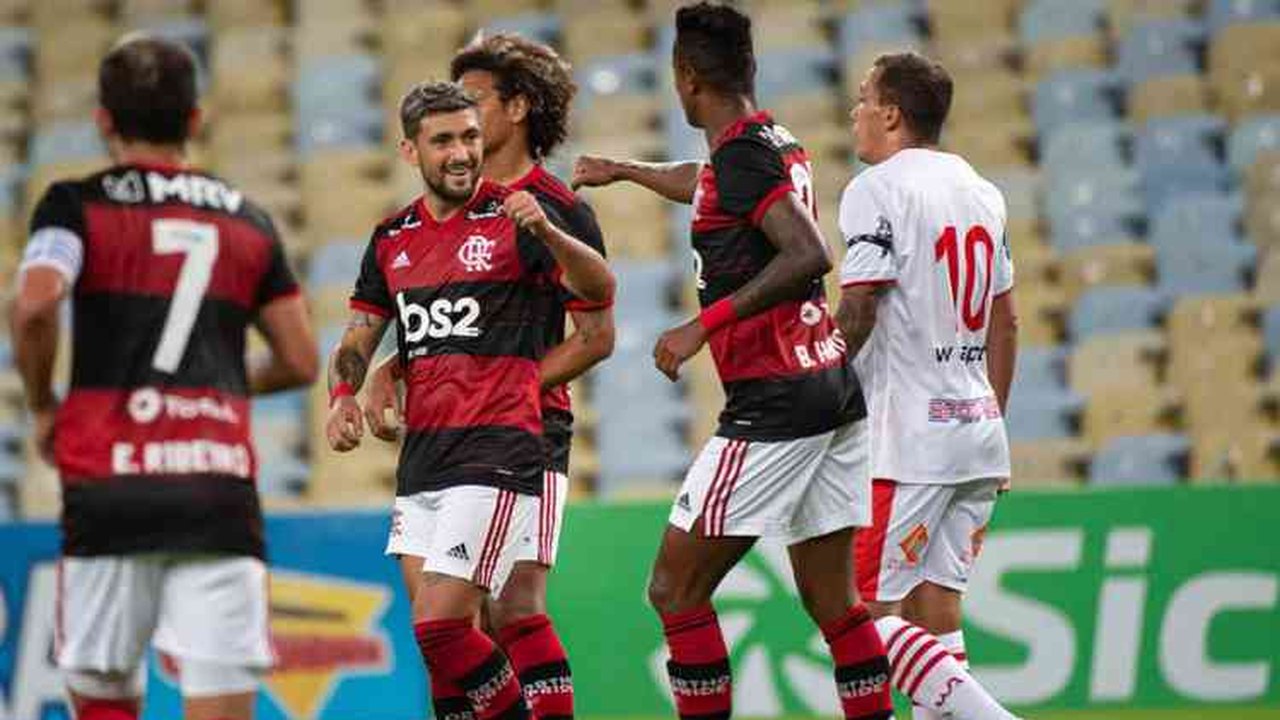 Em ritmo de treino, Flamengo faz 3 a 0 no Bangu e está na semifinal da Taça Rio