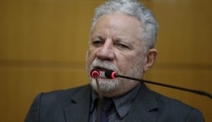 Deputado Francisco Gualberto / Foto: César de Oliveira