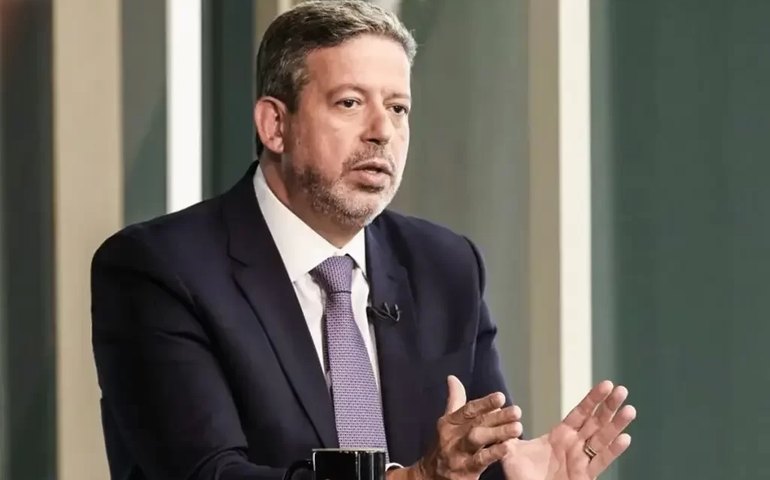 Lira garante o piso da enfermagem