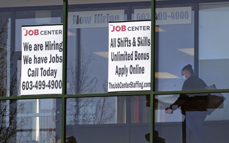 Emprego nos EUA segue caindo: 54 mil postos  criados em agosto frente a 106 mil em julho