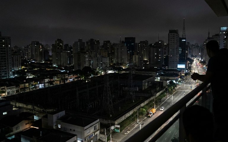 Distribuidora de energia não pode ser responsabilizada por interrupções, diz presidente do TRF1