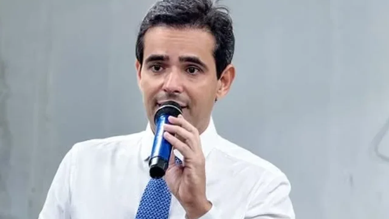 Exercício ilegal