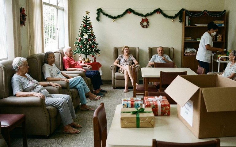 Retiro dos Artistas lança vaquinha para custear presentes de Natal a moradores
