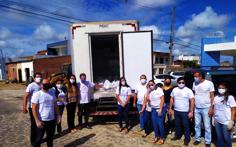 Ação solidária do Ministério Público distribui 189 cestas básicas e 120 máscaras para comunidades carentes de Arapiraca