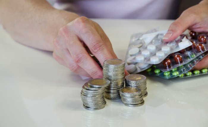 Brasil em baixa no ranking de gasto com medicamento por habitante