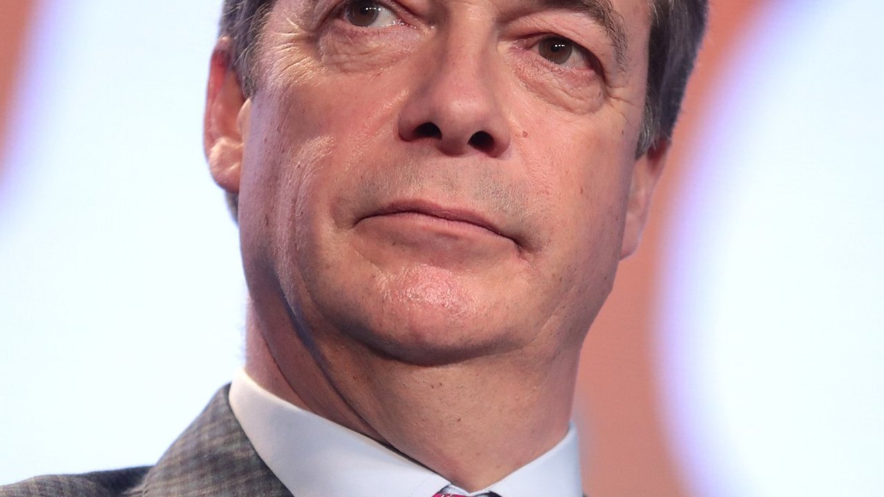 Principal defensor do Brexit declara que disputará eleições no Reino Unido e ameaça candidatura de Sunak