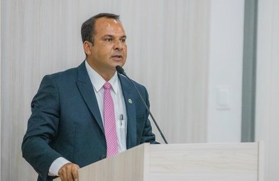 Francisco Sales amplia protagonismo político e desponta como nome forte para 2026 em Alagoas