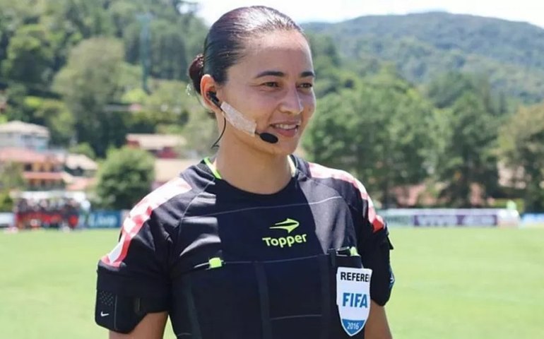 Edina Alves fica sem apitar jogos de Brasileiro após erro no Paulistão