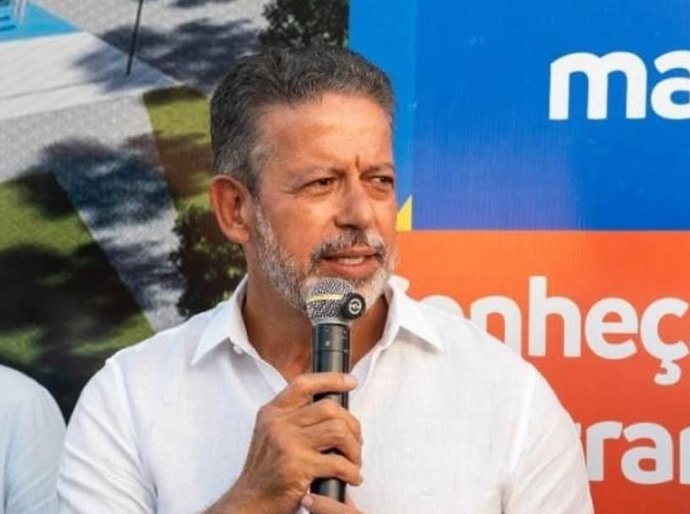 Arthur Lira viabiliza obras que avançam em Canapi e Inhapi e vão levar água a mais de 12 mil pessoas