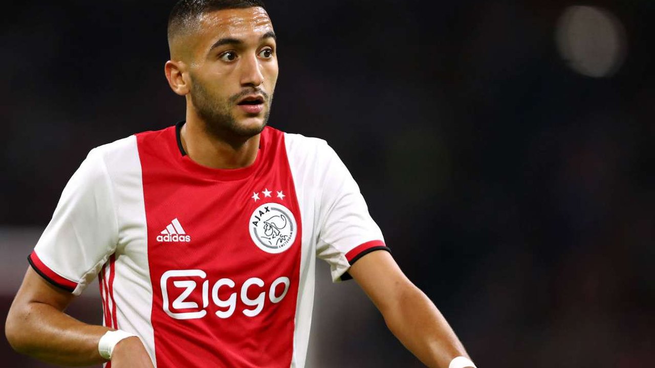 Chelsea acerta com marroquino do Ajax na 1ª contratação depois de punição da Fifa