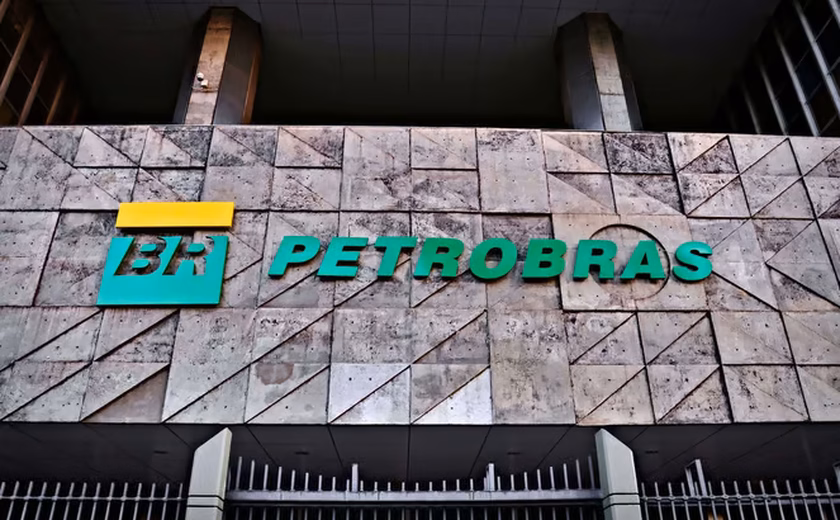 Petrobras assina Termo de Compromisso de R$ 15 mi com ICMBio por atividades da P-56