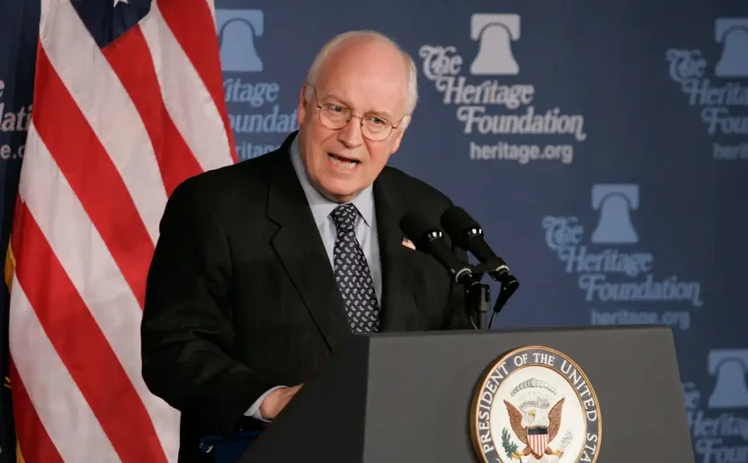Morre aos 84 anos ex-vice-presidente dos EUA Dick Cheney