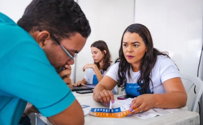 Prefeitura realiza mutirão de entrevistas para primeiro emprego