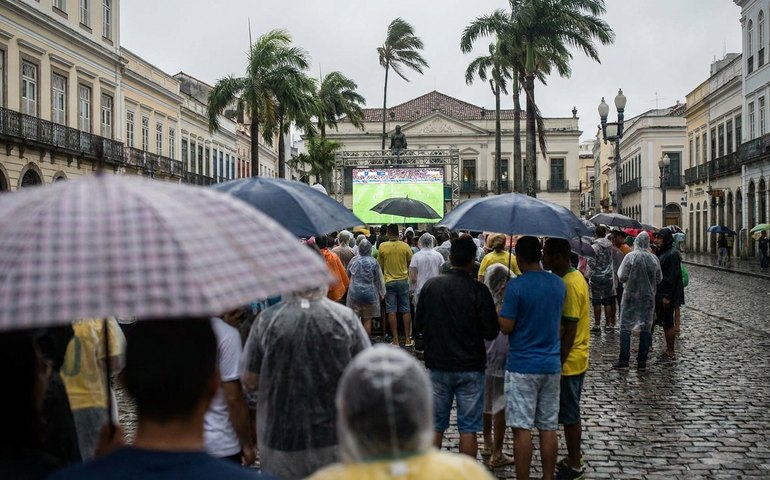 Veja a previsão do tempo no Brasil para a estreia da Seleção na Copa neste sábado