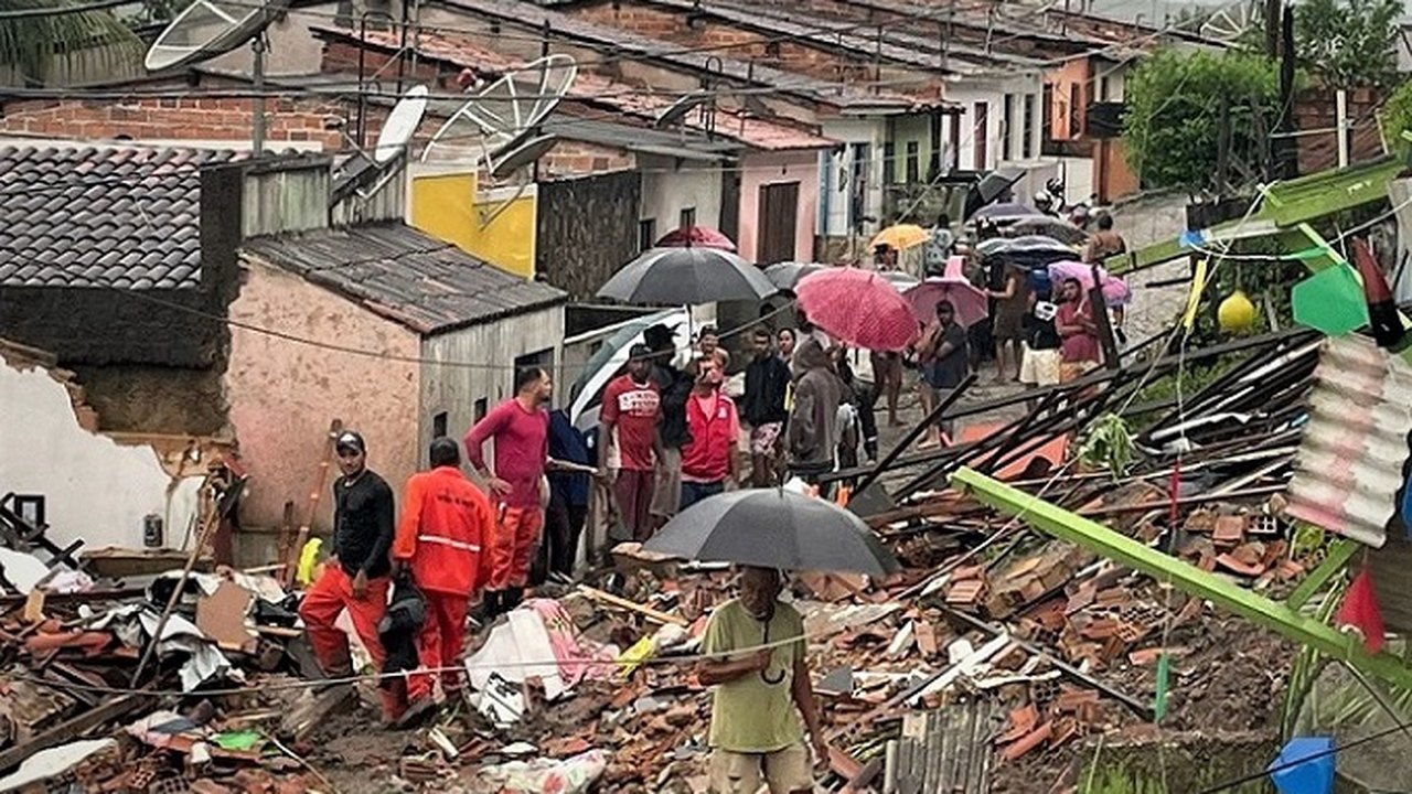 Prefeitura de Penedo atualiza panorama de ações relacionadas aos impactos das chuvas