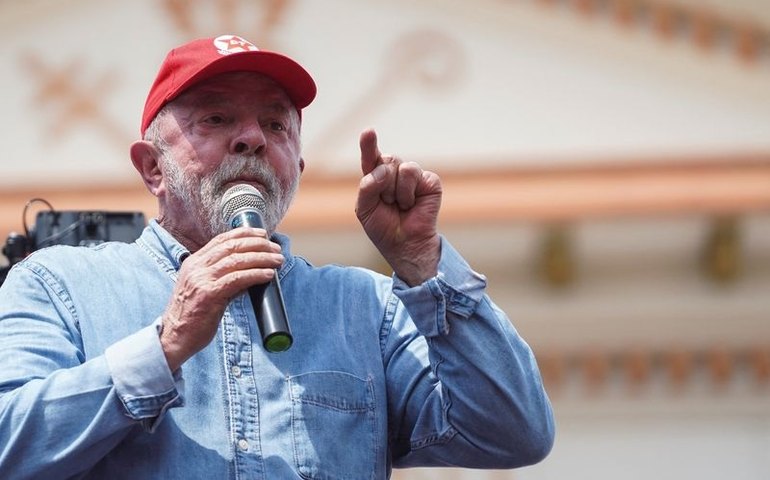 Regra proposta por Lula reajustaria o mínimo em 1,3% acima da inflação