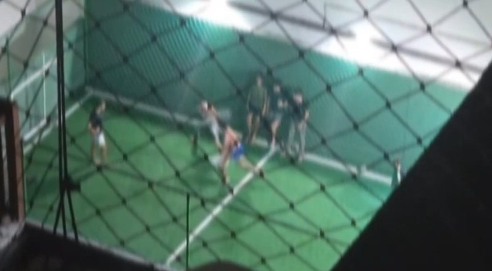 Luta clandestino foi registrada por vizinhos. Foto: Reprodução/Internet.