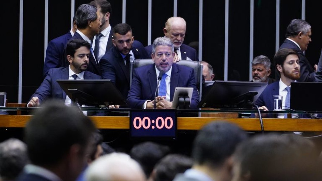 Câmara aprova projeto do arcabouço fiscal