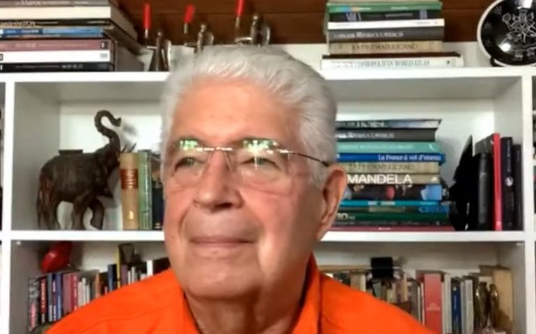 O que disse o ex-governador do Paraná Roberto Requião antes de deixar o PT