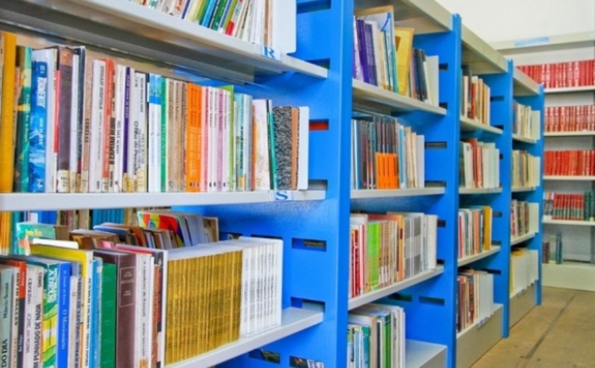 Biblioteca Pública Estadual inicia serviço de empréstimo de livros