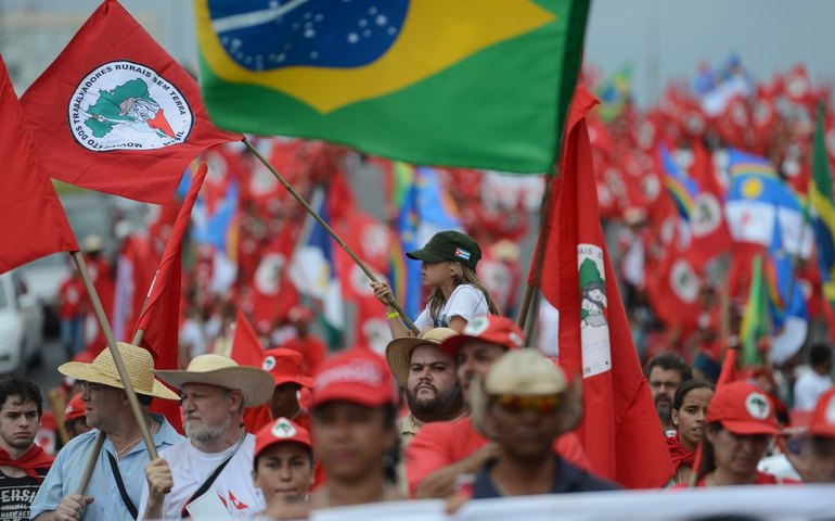 MST inicia desocupação de área de pesquisa da Embrapa invadida em Pernambuco