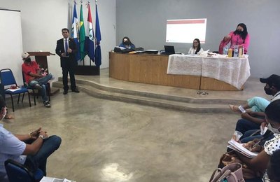 1ª Vara de Santana do Ipanema capacita pretendentes à adoção