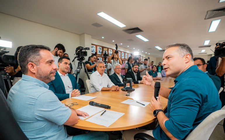  Paulo Dantas e Renan Filho assinam convênio para revitalização de 162 km de rodovias 