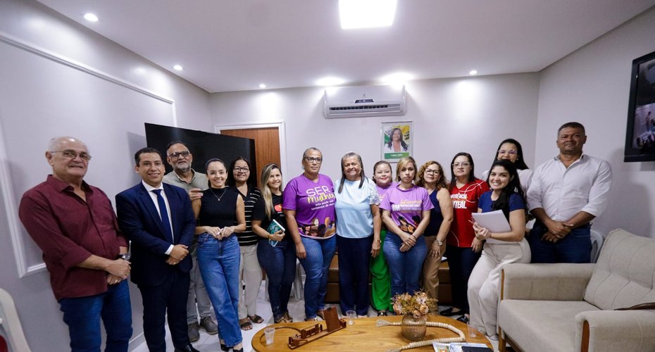 Câmara aprova reajuste em 6% para servidores da Educação e Prefeitura de Palmeira reforça política de valorização do servidor