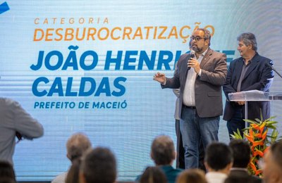 Prefeito JHC vence em duas categorias no XI Sebrae Prefeito Empreendedor