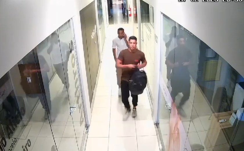 Bandidos de fora do estado furta loja em Arapiraca e leva mais de 30 celulares