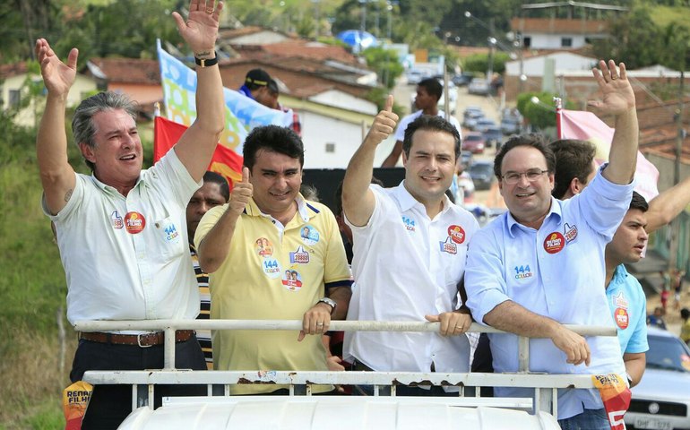 Agreste: Renan Filho e Fernando Collor intensificam campanha