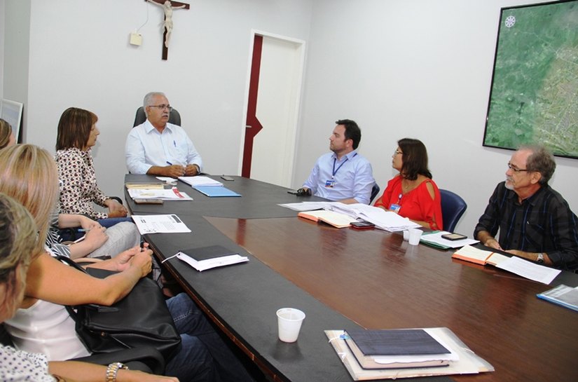 Prefeitura de Arapiraca e Caixa debatem cessão de galpão para Centro de Negócios no Brisa do Lago