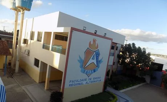 Faculdade de Ensino Regional Alternativa localizada no município de Arapiraca