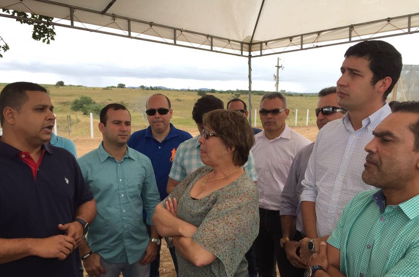 Prefeitos do Conagreste visitam obras de implantação da CTR Agreste