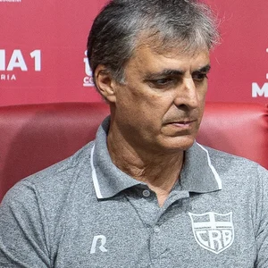 Mário Marroquim do CRB sofre queimaduras em pescaria e é hospitalizado