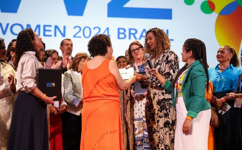 Mulheres entregam recomendações para cúpula do G20