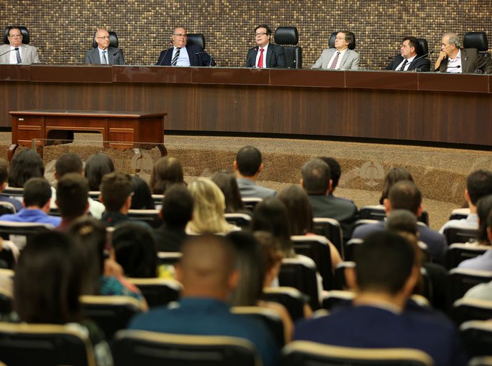 Cibele Moura pede ao governo do Estado que recupere  estradas na região Norte