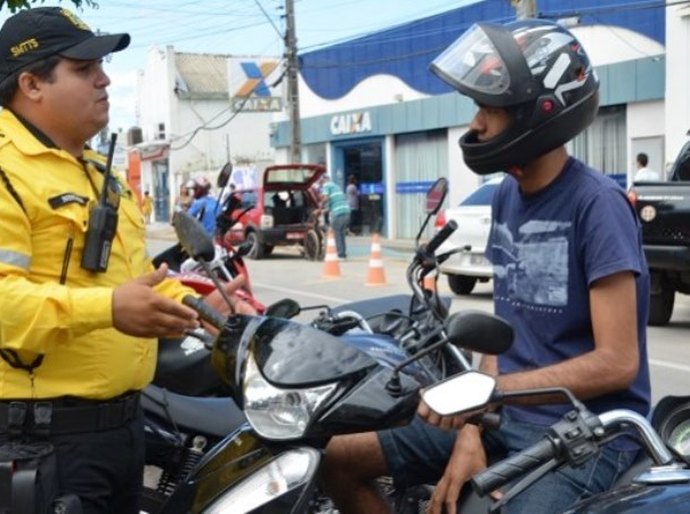 SMTT promove mudança de estacionamento no Centro de Coruripe