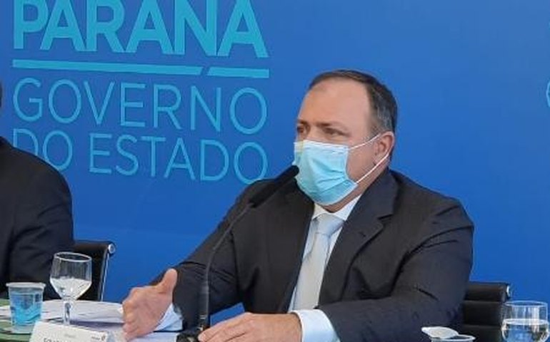 Pazuello diz que falta cloroquina; Exército informa que tem estoque