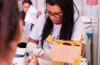 Sesau promove Dia D de Conscientização e Testagem Rápida para o HIV neste sábado