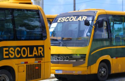 Detran/AL barra licenciamento de transporte escolar com mais de 15 anos