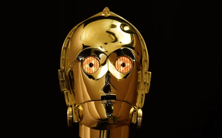 Cabeça de C-3PO usada em 'O Império Contra-Ataca' é arrematada por mais de US$ 1 milhão