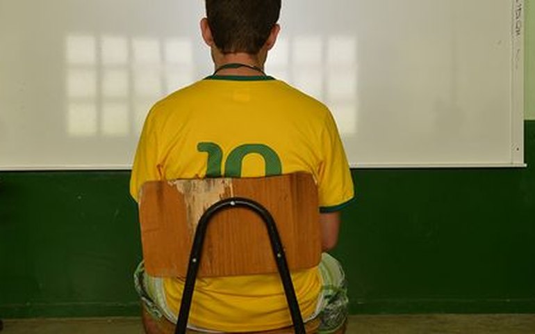 Relatório apresentado à ONU denuncia encarceramento e extermínio de jovens